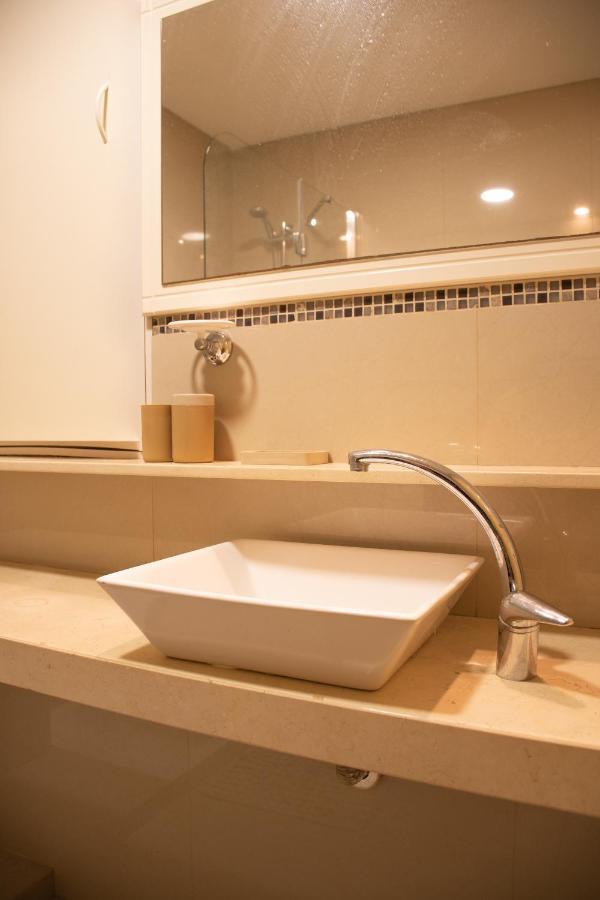 * Grand Oro * Apartment บัวโนสไอเรส ภายนอก รูปภาพ